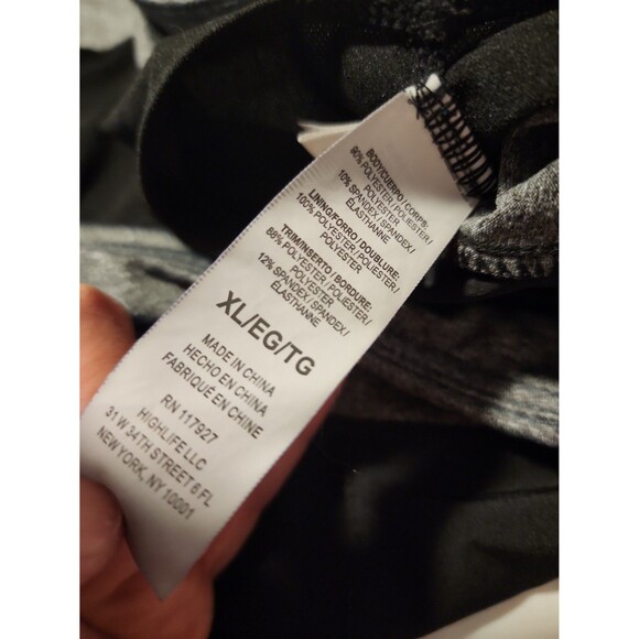 REEBOK Athletic shorts Women's Size XL Black - Picture 9 of 9